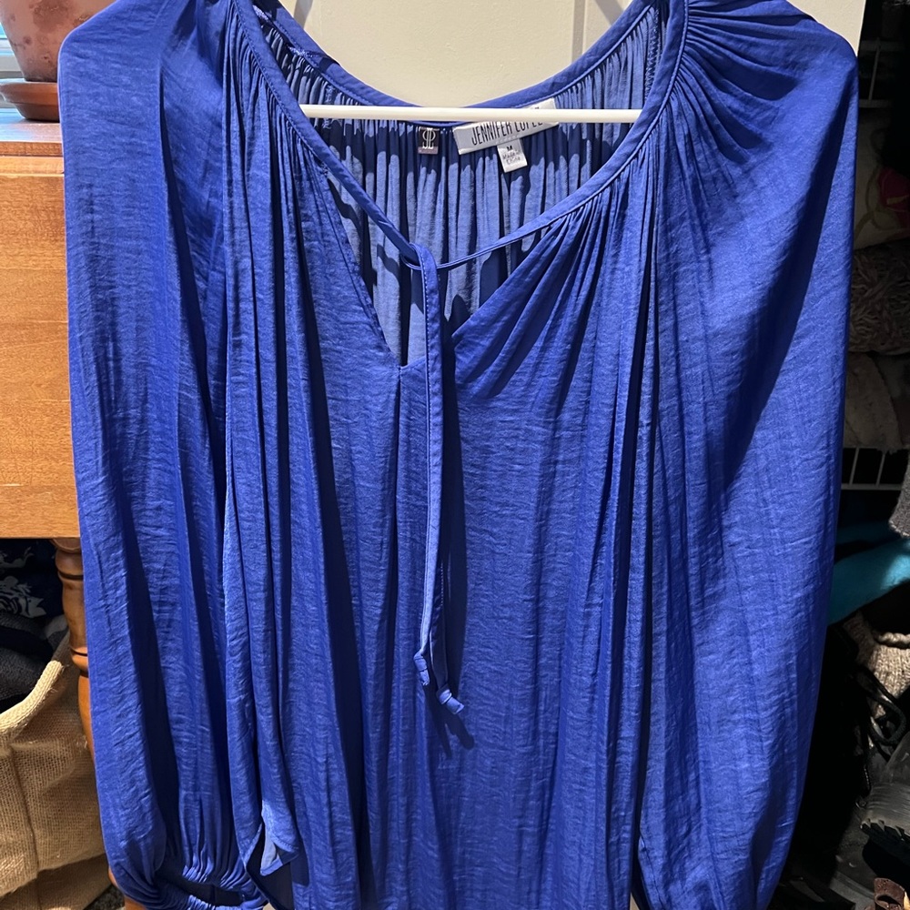 Ladies size medium Jennifer Lopez shirt